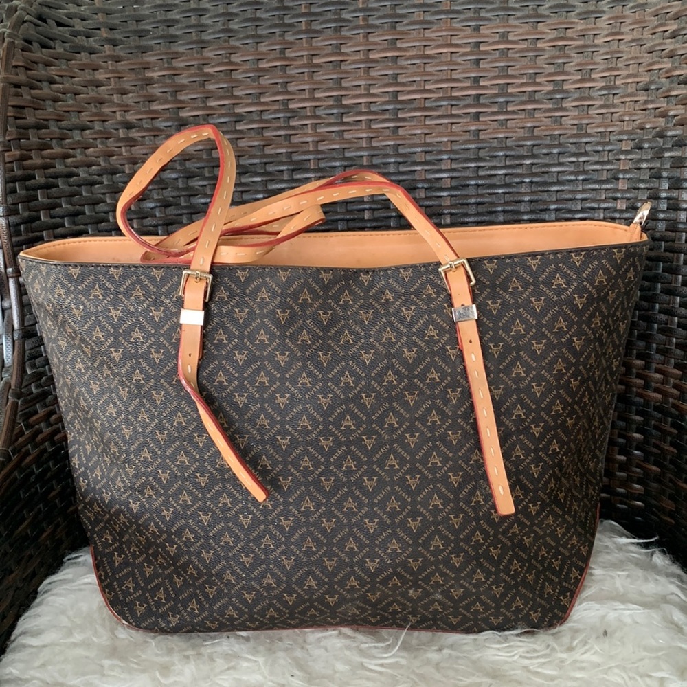 Alyssa Signature Canvas Shoulder Bag
